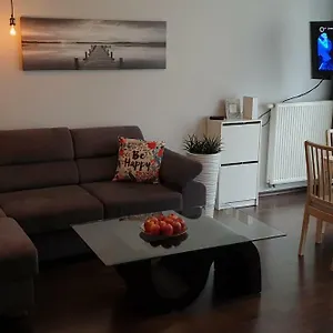 https://apartament-nad-malta.poznan-hotels.com
